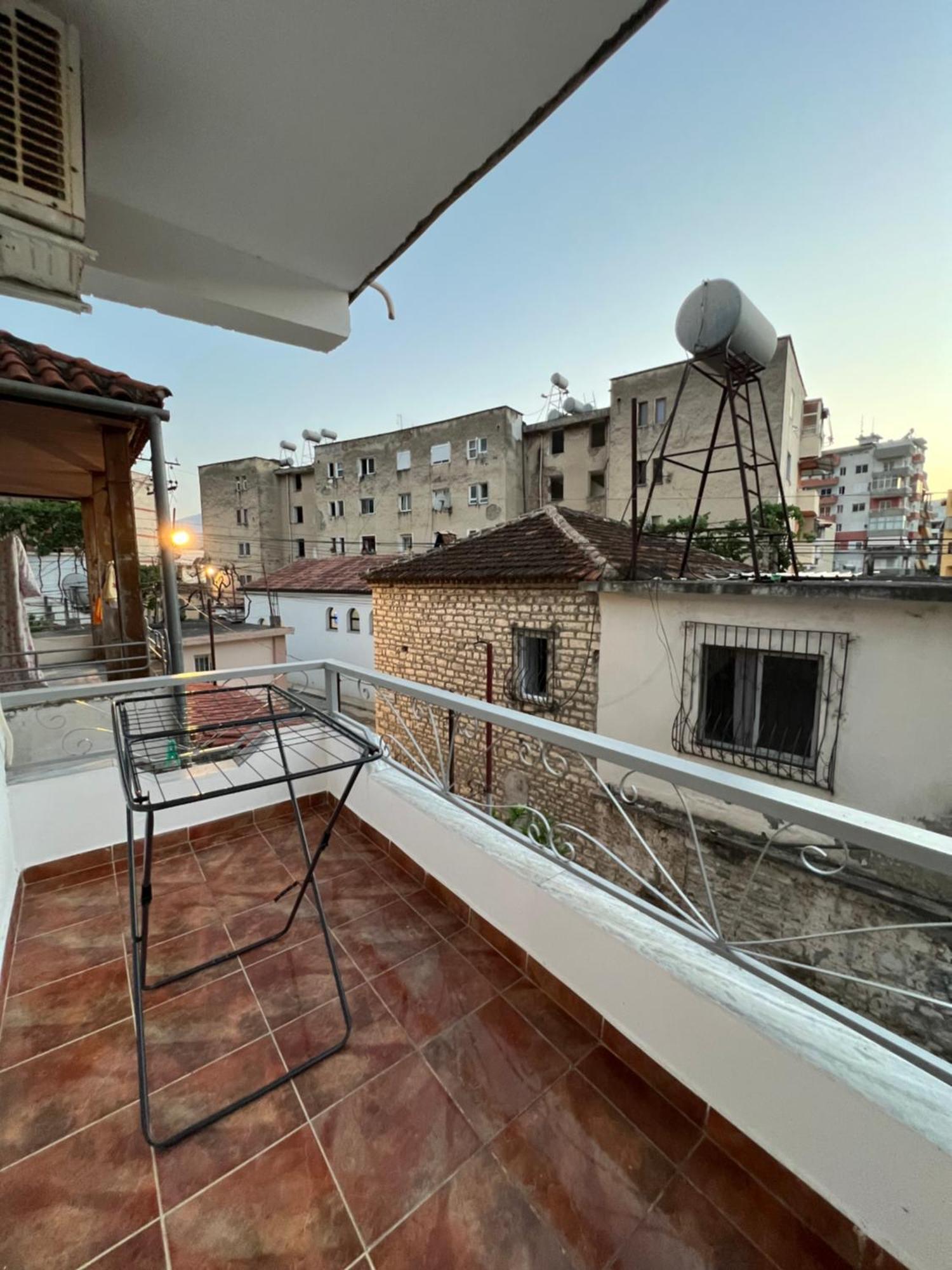 Villa Ensalv Berat - Apartment - Room - Penthouse Kültér fotó